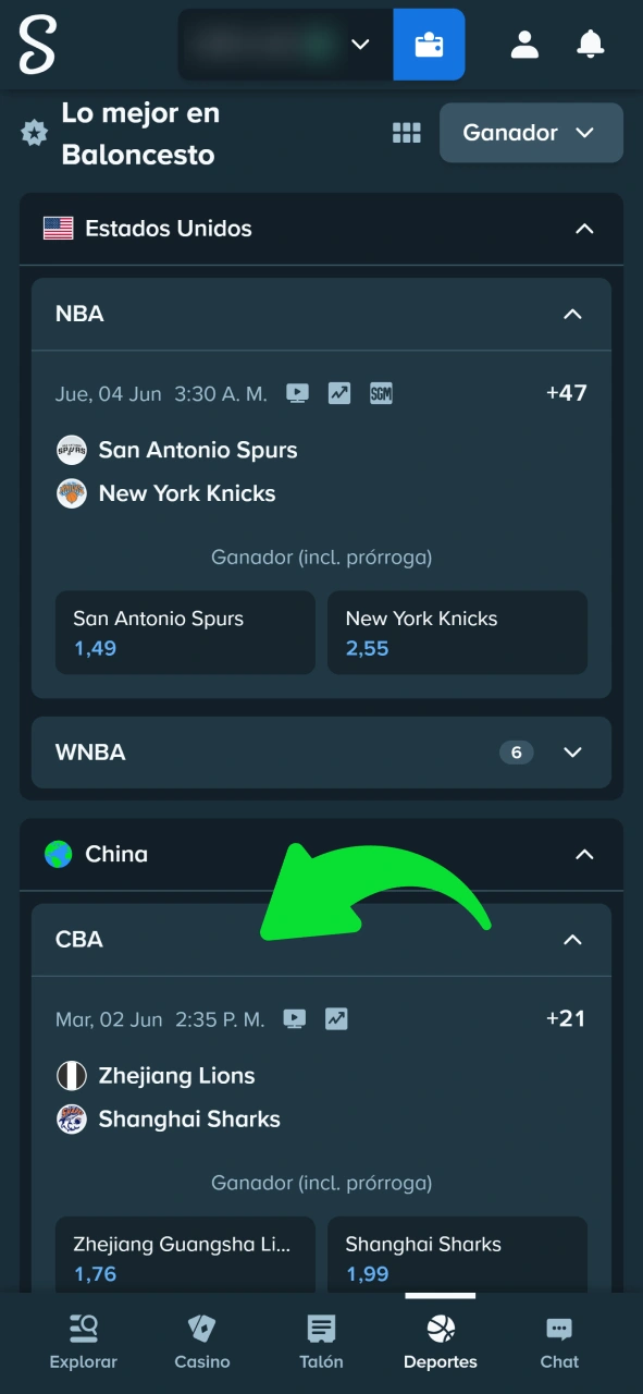 Selecciona el partido de baloncesto en el que quieres apostar en la casa de apuestas Stake.